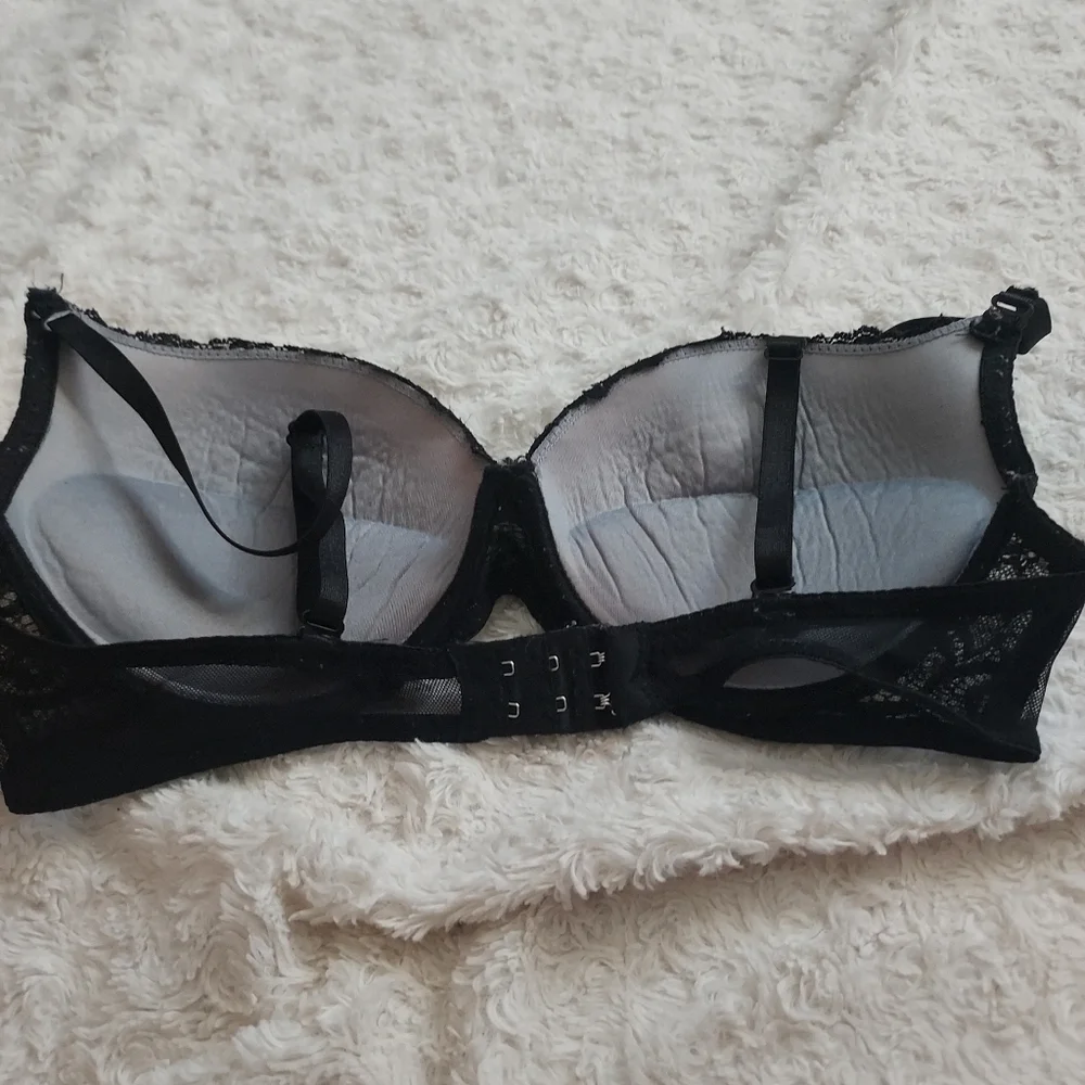 Black & Gray lacey push-up underwire bra - 34C